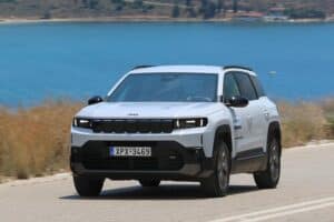 Jeep Compass e–Hybrid 145 (23)