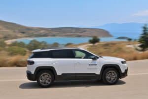 Jeep Compass e–Hybrid 145 (31)