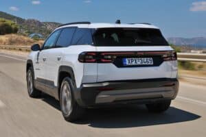 Jeep Compass e–Hybrid 145 (5)
