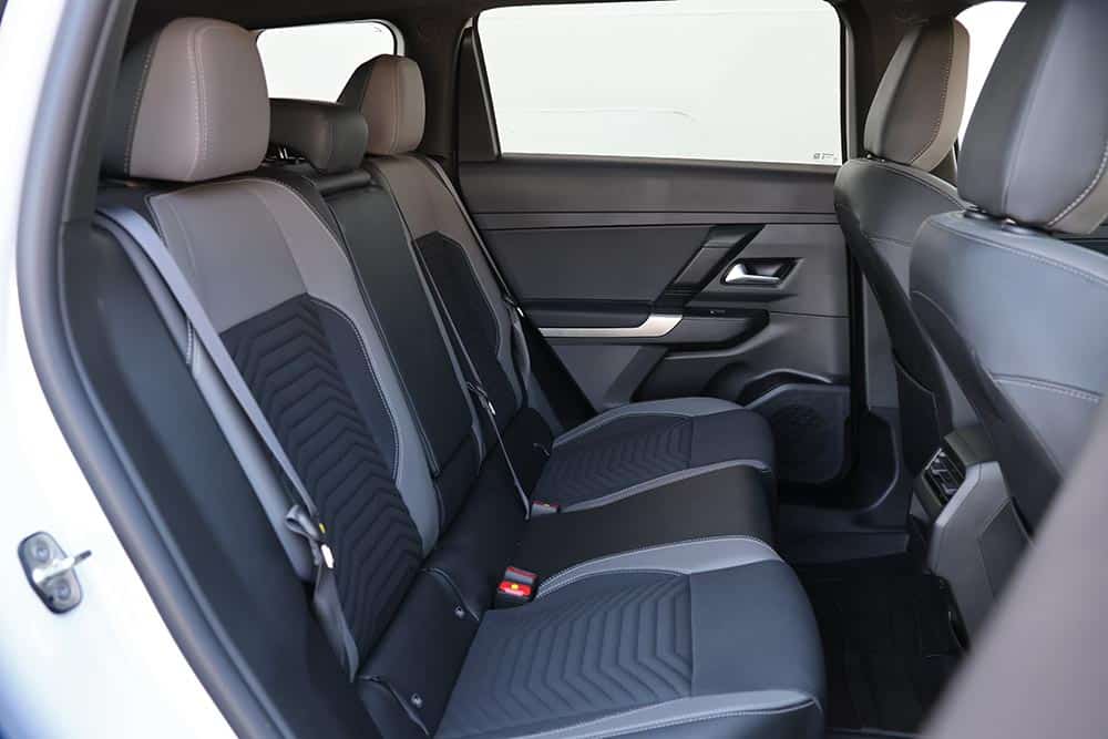 https://autogreeknews.gr/wp-content/uploads/2026/06/Jeep-Compass-e–Hybrid-145-interior-1.jpg