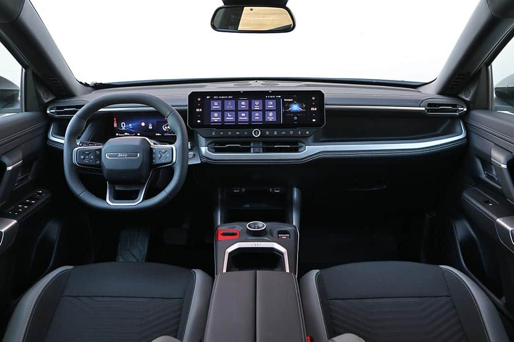 https://autogreeknews.gr/wp-content/uploads/2026/06/Jeep-Compass-e–Hybrid-145-interior-10.jpg