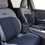 Jeep Compass e–Hybrid 145 interior (2)