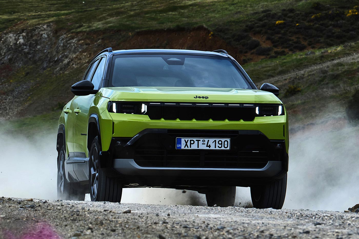 Πολυτάλαντο νέο Jeep Compass για κάθε τερέν