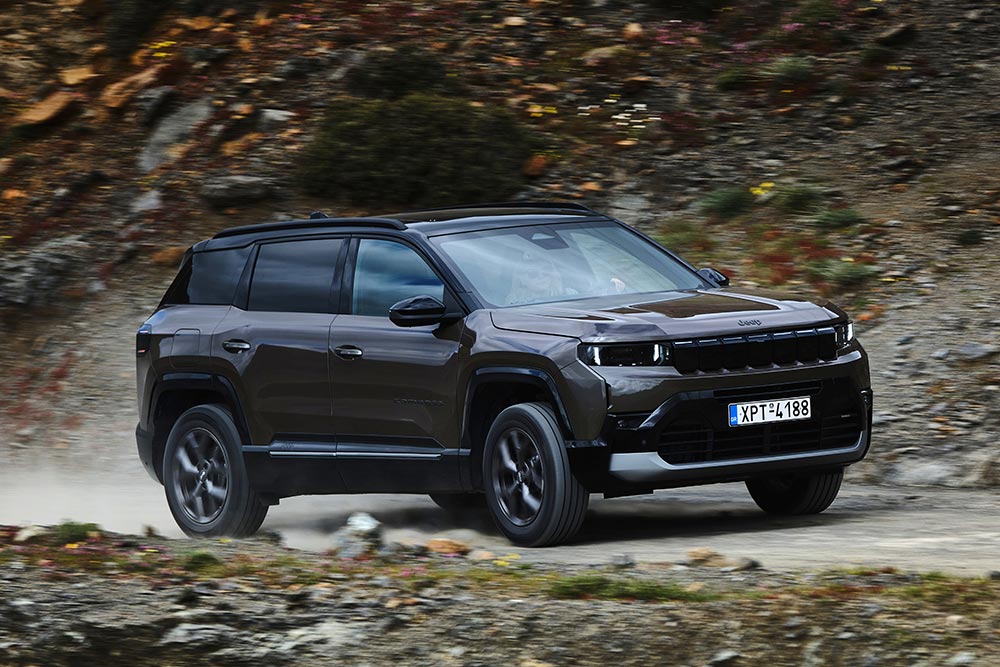 https://autogreeknews.gr/wp-content/uploads/2026/06/Jeep_Compass_2026-25.jpg