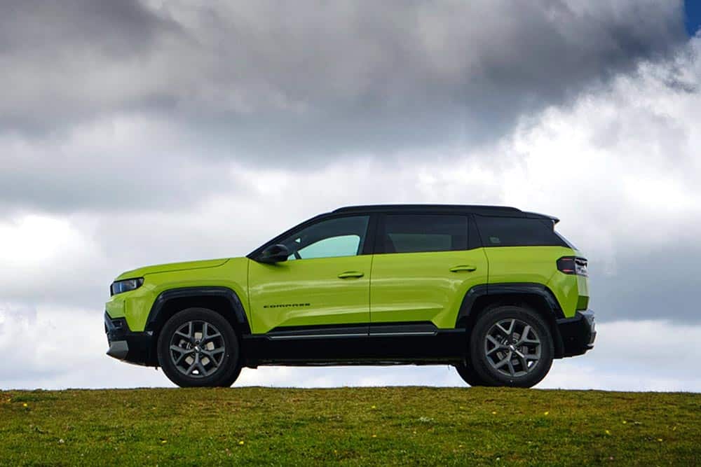 https://autogreeknews.gr/wp-content/uploads/2026/06/Jeep_Compass_2026-28.jpg