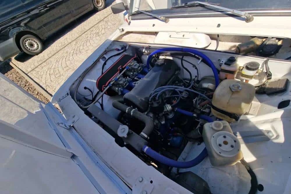 https://autogreeknews.gr/wp-content/uploads/2026/06/Lada-2105-VFTS-Group-B-eBay-12-2048x1536-1.jpg