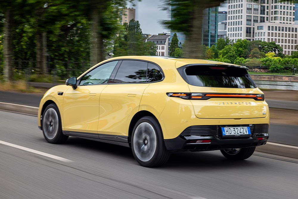 https://autogreeknews.gr/wp-content/uploads/2026/06/Leapmotor-B05-4.jpg