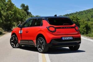 Nissan Micra electric (11)