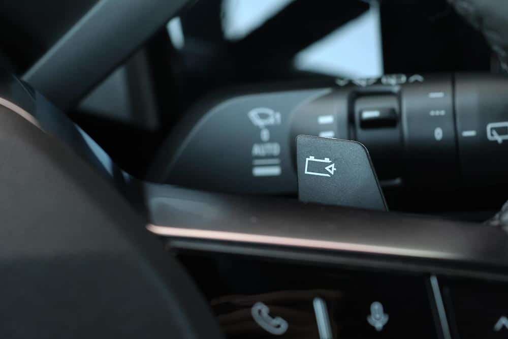 https://autogreeknews.gr/wp-content/uploads/2026/06/Nissan-Micra-electric-interior-14.jpg