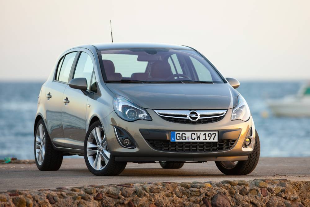 https://autogreeknews.gr/wp-content/uploads/2026/06/OpelCorsaD-4-1.jpg