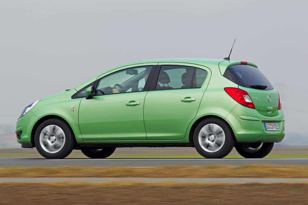 https://autogreeknews.gr/wp-content/uploads/2026/06/OpelCorsaDecoFLEXLPG-1.jpg