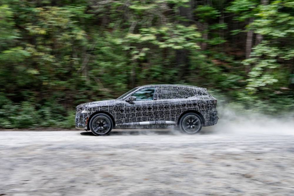 https://autogreeknews.gr/wp-content/uploads/2026/06/P90645285_lowRes_the-new-bmw-x5-proto-1.jpg