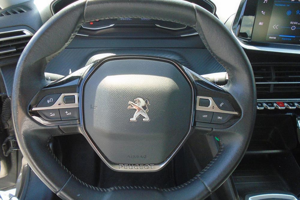 https://autogreeknews.gr/wp-content/uploads/2026/06/Peugeot-208-1.5-BlueHDi-2022-10.jpg