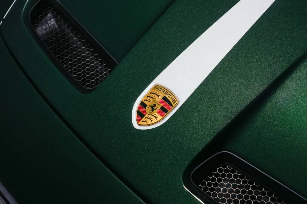 https://autogreeknews.gr/wp-content/uploads/2026/06/Porsche-911-GT3-Earls-Court-Edition-23.jpg