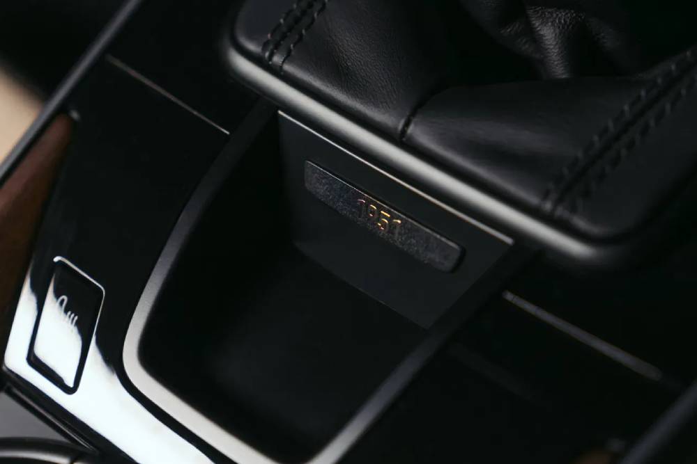 https://autogreeknews.gr/wp-content/uploads/2026/06/Porsche-911-GT3-Earls-Court-Edition-7.jpg