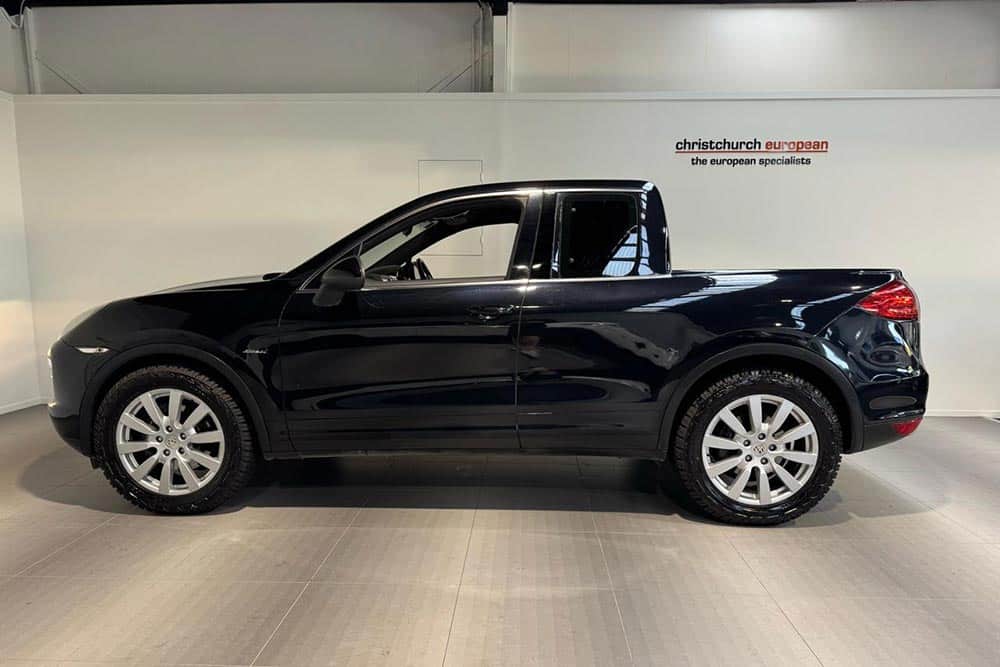 https://autogreeknews.gr/wp-content/uploads/2026/06/Porsche-Cayenne-pickup-2.jpg