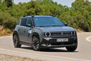 Renault 4 E-Tech 150 HP (18)