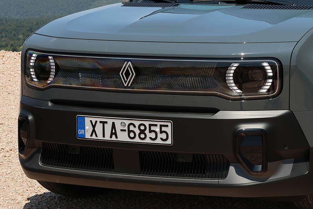 https://autogreeknews.gr/wp-content/uploads/2026/06/Renault-4-E-Tech-150-HP-25.jpg