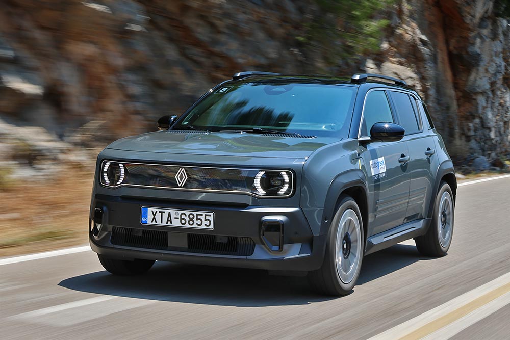 https://autogreeknews.gr/wp-content/uploads/2026/06/Renault-4-E-Tech-150-HP-4.jpg