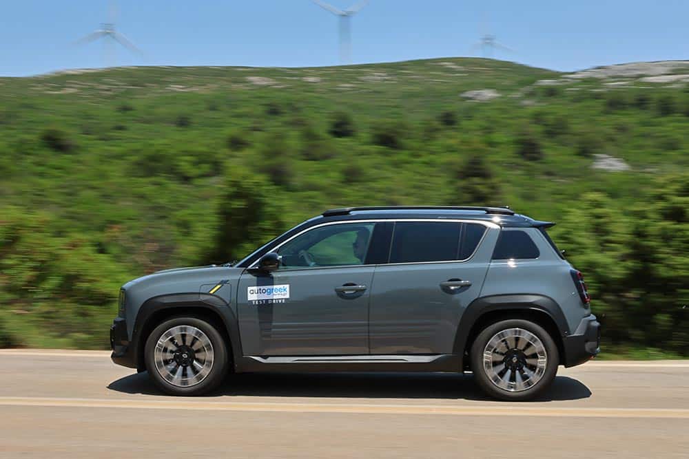 https://autogreeknews.gr/wp-content/uploads/2026/06/Renault-4-E-Tech-150-HP-5.jpg