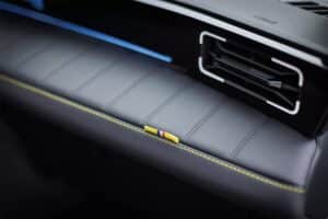 Renault-4-E-Tech-interior-4