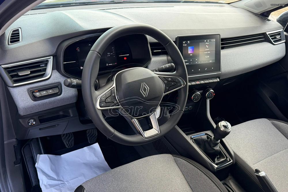 https://autogreeknews.gr/wp-content/uploads/2026/06/Renault-Clio-LPG-2025-used-5.jpg