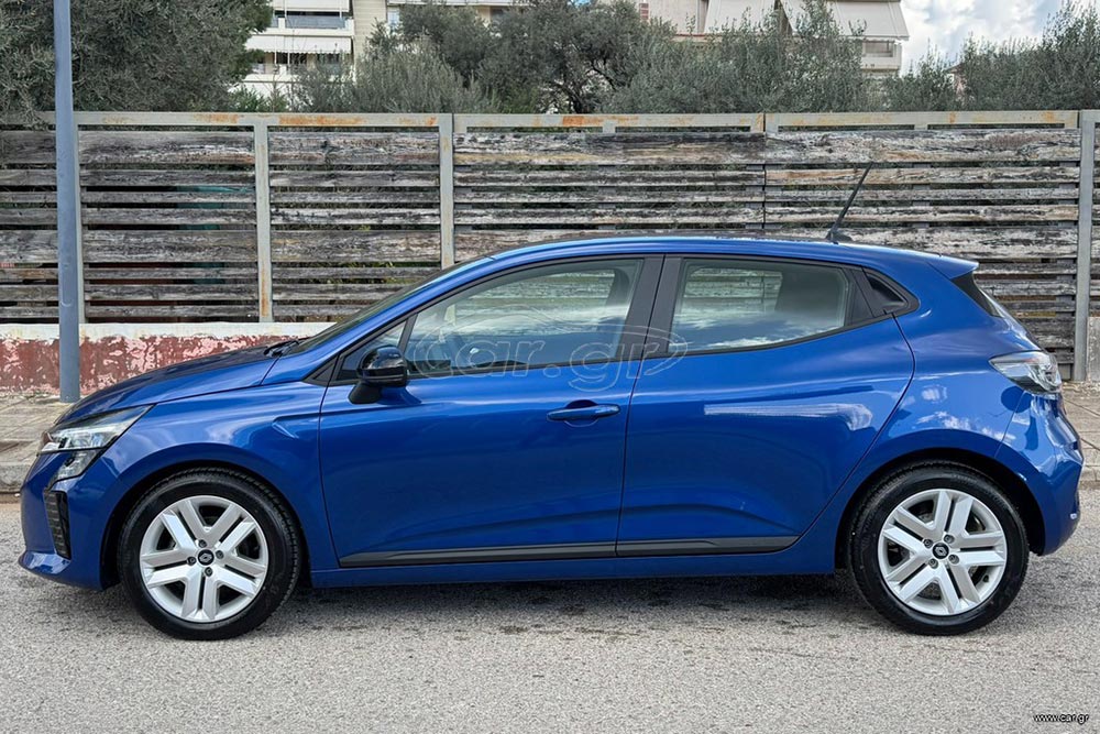 https://autogreeknews.gr/wp-content/uploads/2026/06/Renault-Clio-LPG-2025-used-8.jpg