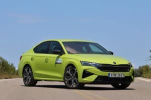 Skoda Octavia Grand Coupe RS 2.0 TSI 265PS DSG7 (10)