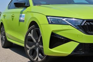 Skoda Octavia Grand Coupe RS 2.0 TSI 265PS DSG7 (12)