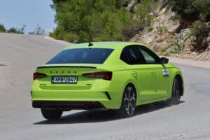 Skoda Octavia Grand Coupe RS 2.0 TSI 265PS DSG7 (15)