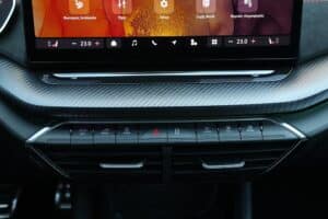 Skoda Octavia Grand Coupe RS 2.0 TSI 265PS DSG7 interior (5)