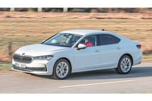 Skoda-Superb-2-0-TDI-4×4-2869-2400×1348-5f20f39d5b