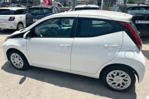 Toyota Aygo AUTO 2021 (5)