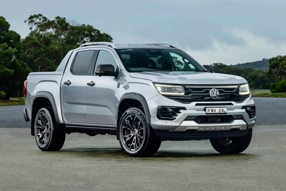 https://autogreeknews.gr/wp-content/uploads/2026/06/VW-Amarok-W600-Walkinshaw-Australia-1-2048x1366-1.jpg