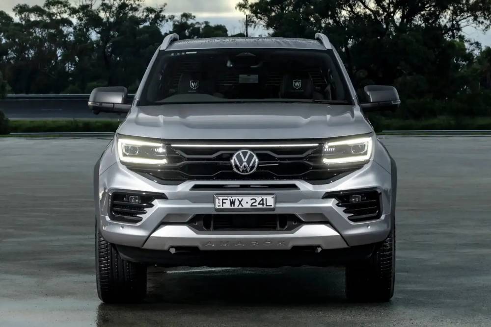 https://autogreeknews.gr/wp-content/uploads/2026/06/VW-Amarok-W600-Walkinshaw-Australia-5-2048x1152-1.jpg