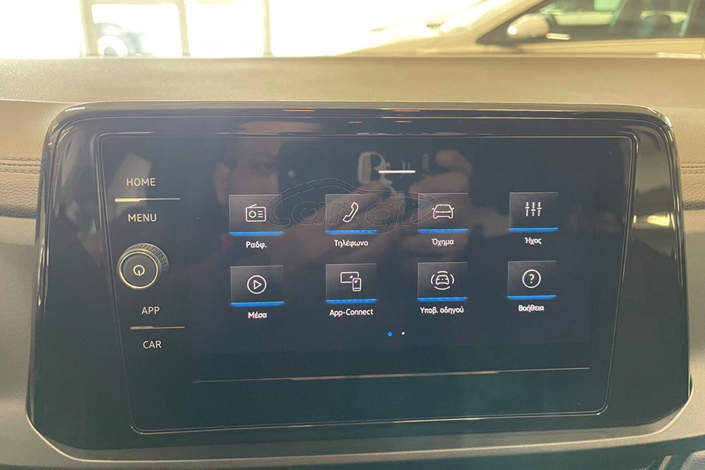 https://autogreeknews.gr/wp-content/uploads/2026/06/VW-T-Roc-2025-3.jpg