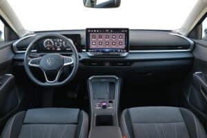 VW T-Roc 2026 interior (1)