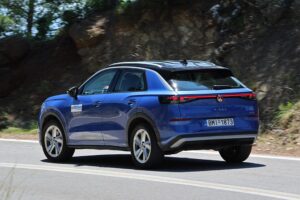 VW T-Roc eTSI (11)