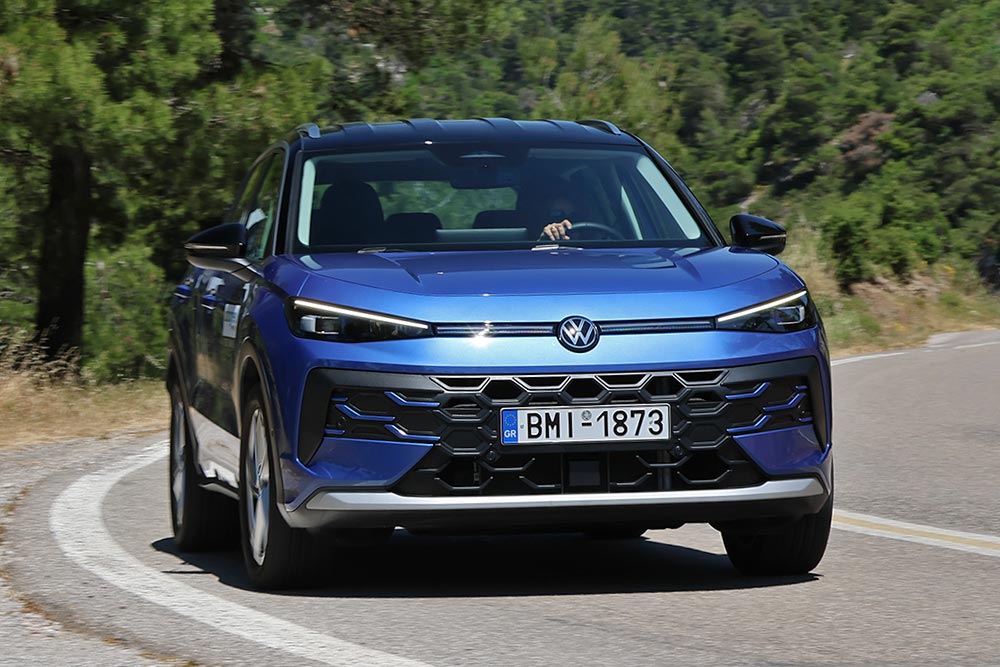 https://autogreeknews.gr/wp-content/uploads/2026/06/VW-T-Roc-eTSI-5.jpg