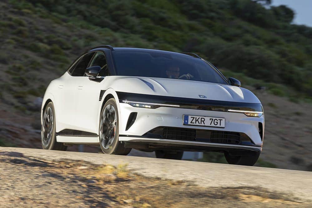 https://autogreeknews.gr/wp-content/uploads/2026/06/Zeekr-7GT-4.jpg