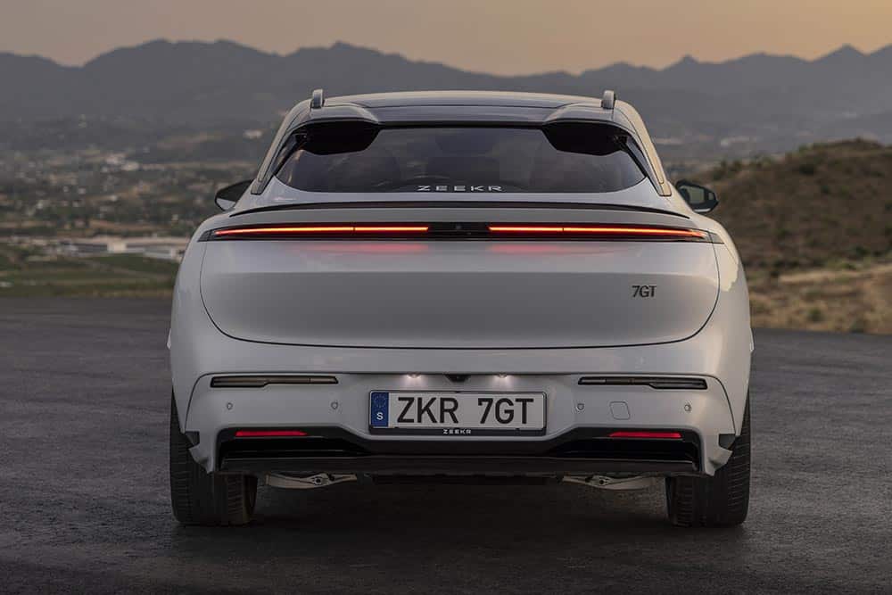 https://autogreeknews.gr/wp-content/uploads/2026/06/Zeekr-7GT-6.jpg