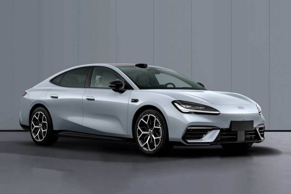 https://autogreeknews.gr/wp-content/uploads/2026/06/geely-galaxy-tt-09.jpg