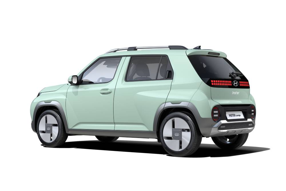 https://autogreeknews.gr/wp-content/uploads/2026/06/hyundai-inster-lounge-introduction-3-4-rear-1.jpg