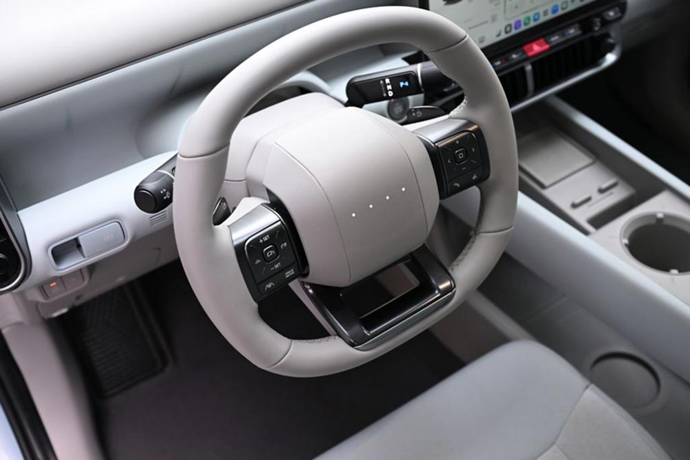 https://autogreeknews.gr/wp-content/uploads/2026/06/hyundai-ioniq-3-7.jpg