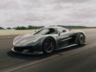 Το Koenigsegg Jesko Absolut έκανε θρύψαλα κοντέρ και ρεκόρ