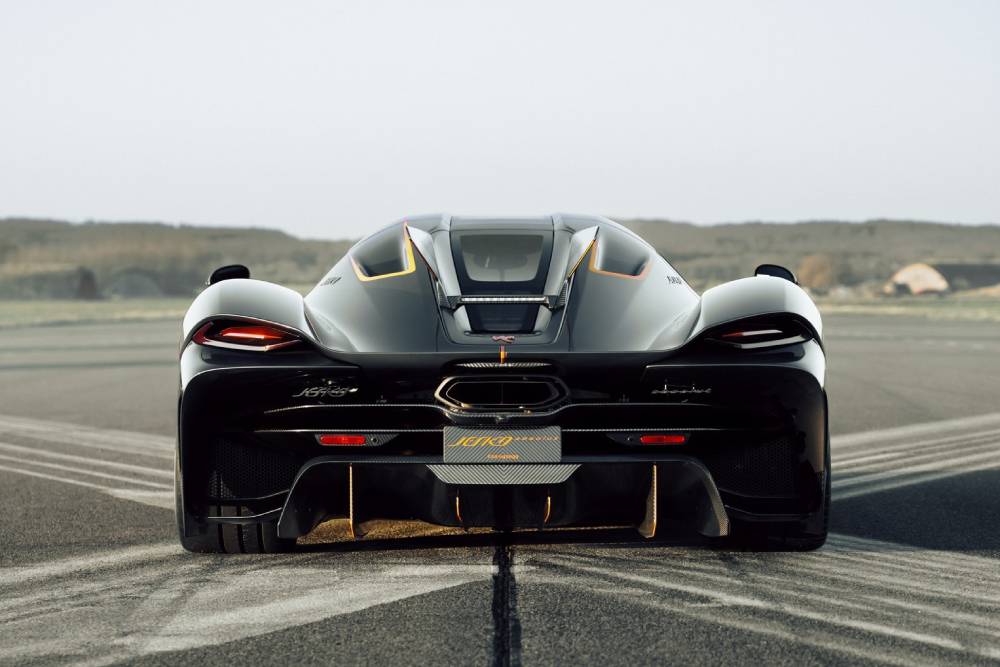 https://autogreeknews.gr/wp-content/uploads/2026/06/koenigsegg-jesko-absolut-just-set-the-quarter-mile-2.jpg
