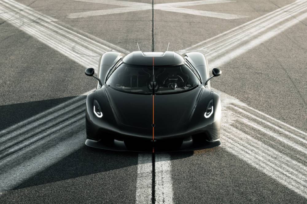 https://autogreeknews.gr/wp-content/uploads/2026/06/koenigsegg-jesko-absolut-just-set-the-quarter-mile-3.jpg