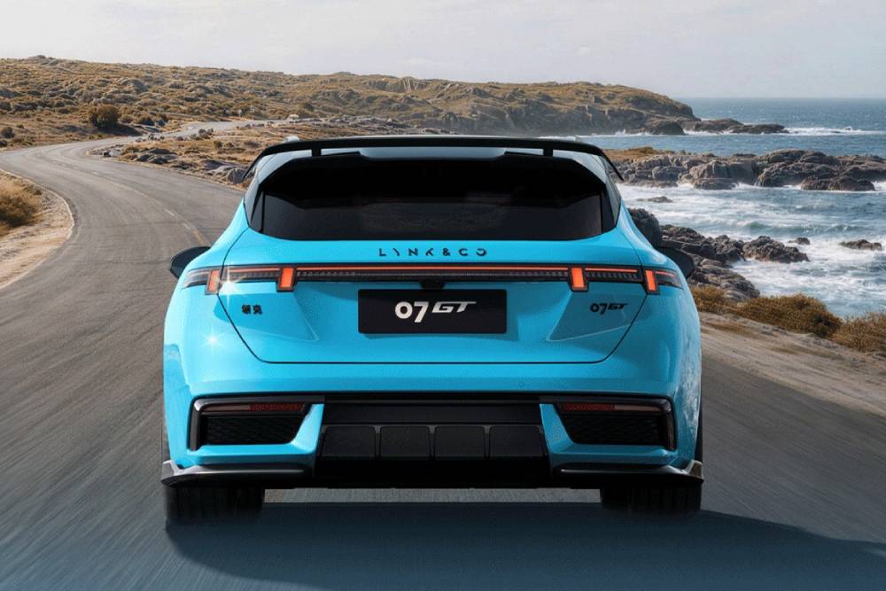 https://autogreeknews.gr/wp-content/uploads/2026/06/lynk-co-07gt-03.jpg