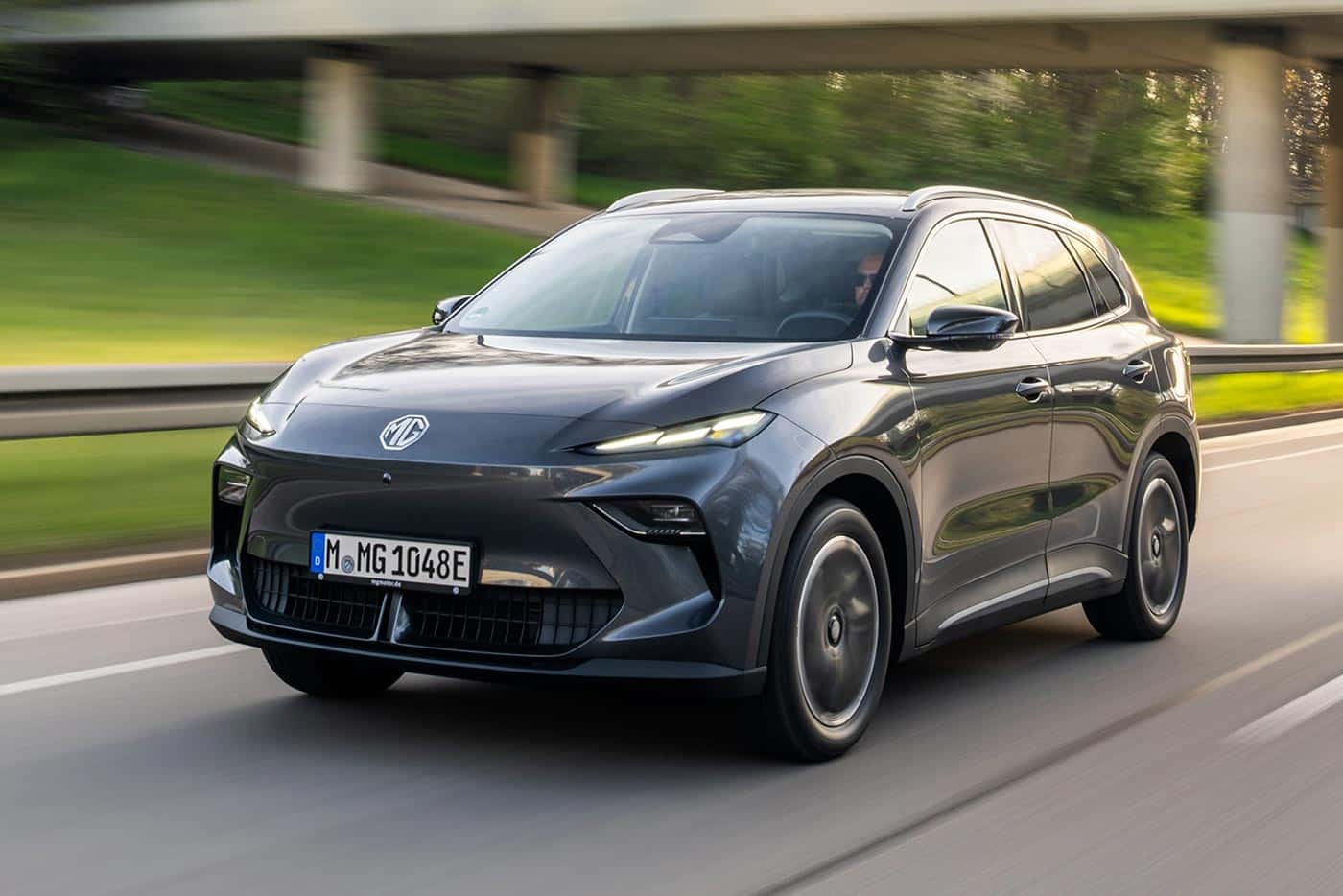 https://autogreeknews.gr/wp-content/uploads/2026/06/mg-mgs5-ev-8.jpg