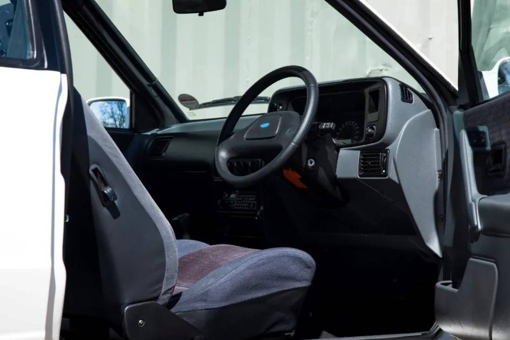 https://autogreeknews.gr/wp-content/uploads/2026/06/tolman-ford-escort-xr3i-07.jpg